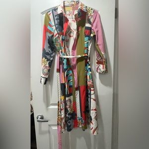 SOVOGUE dress. Showstopper dress!! Blend of beautiful colors!